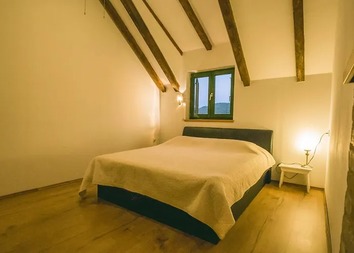 Olive Hill Familly House Prázdninový dům