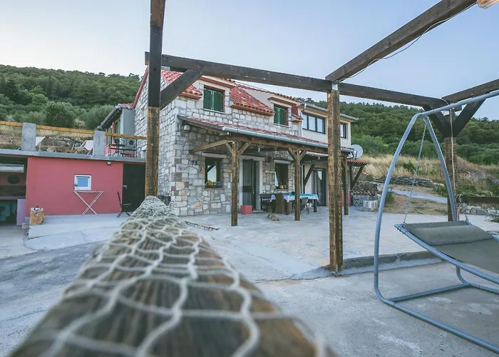 Olive Hill Familly House Prázdninový dům *