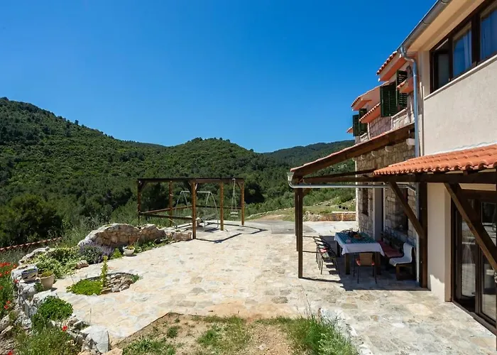 Olive Hill Familly House Holiday home